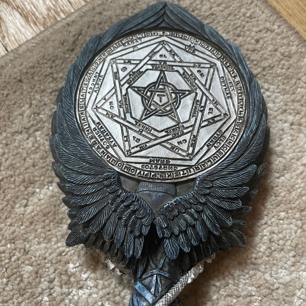 Hand Mirror - Picture 4 of 7